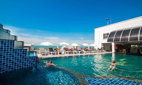 Flipper House Hotel
